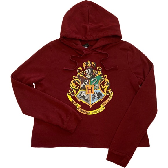 Harry Potter Hogwarts Crest Draco Maroon Cropped Hoodie M-L - Picture 9 of 11
